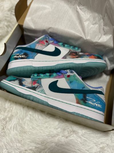 Futura × Nike SB Dunk Low "White and Geode Teal"