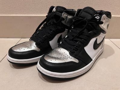 Nike Women's Air Jordan 1 Retro High OG "Silver Toe"