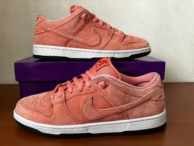 Nike SB Dunk Low "Pink Pig"