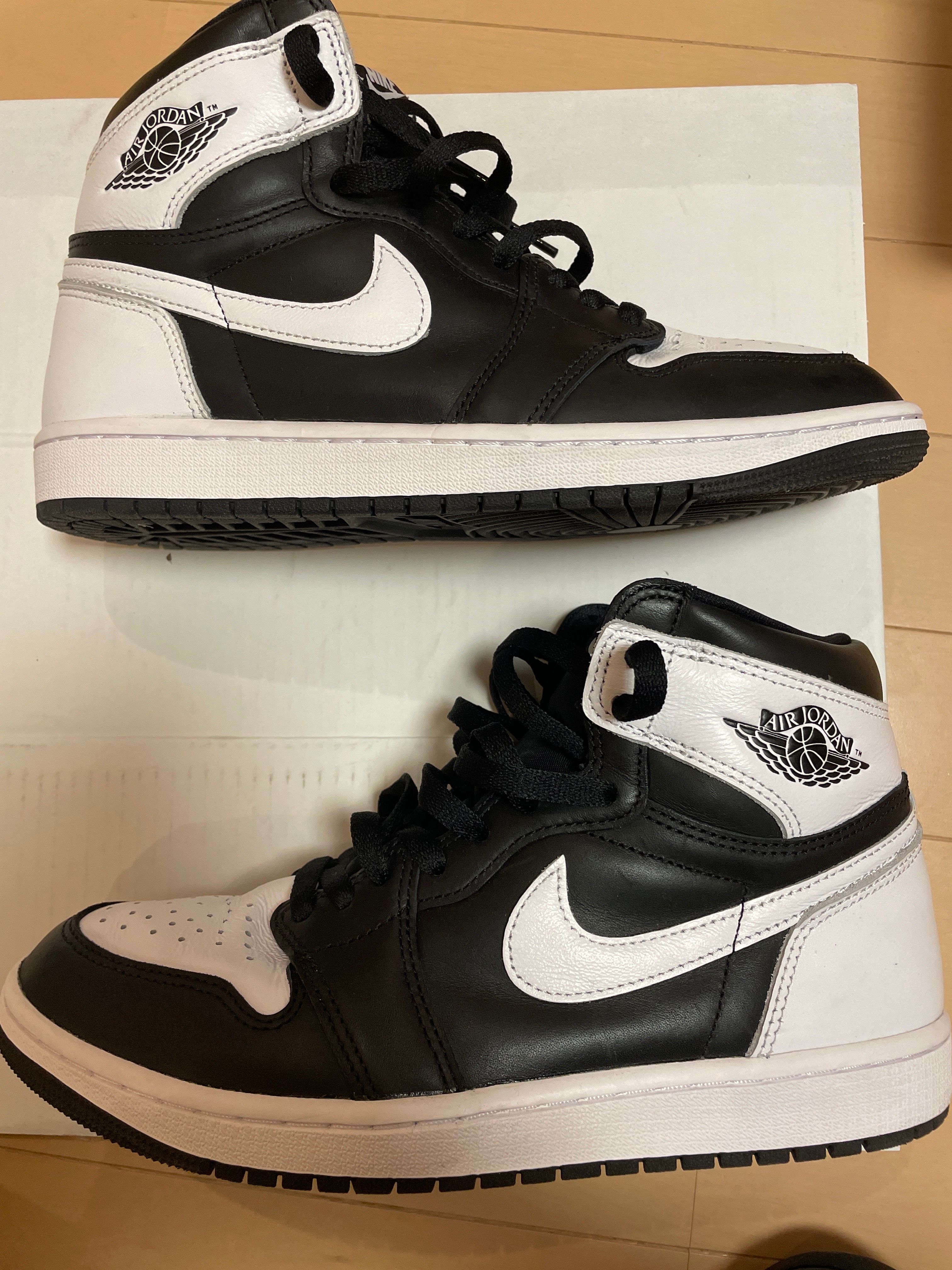 Nike Air Jordan 1 Retro High OG "Black/White"