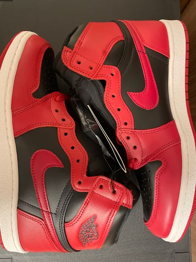 Nike Air Jordan 1 High ’85 "Varsity Red"