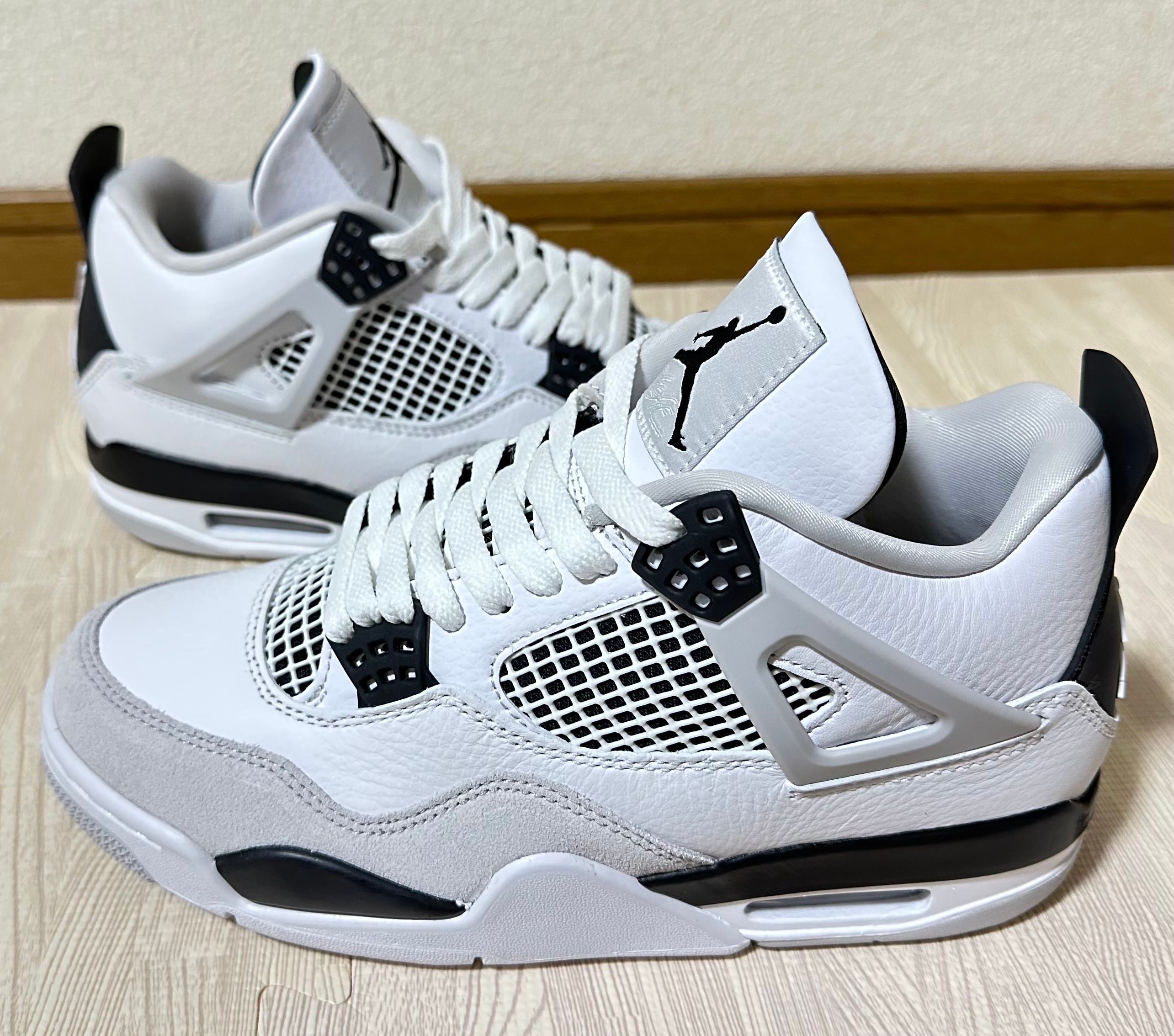 Nike Air Jordan 4 "Military Black"