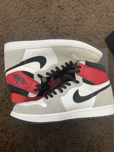 Nike Air Jordan 1 High OG "White/Black/Light Smoke Grey"