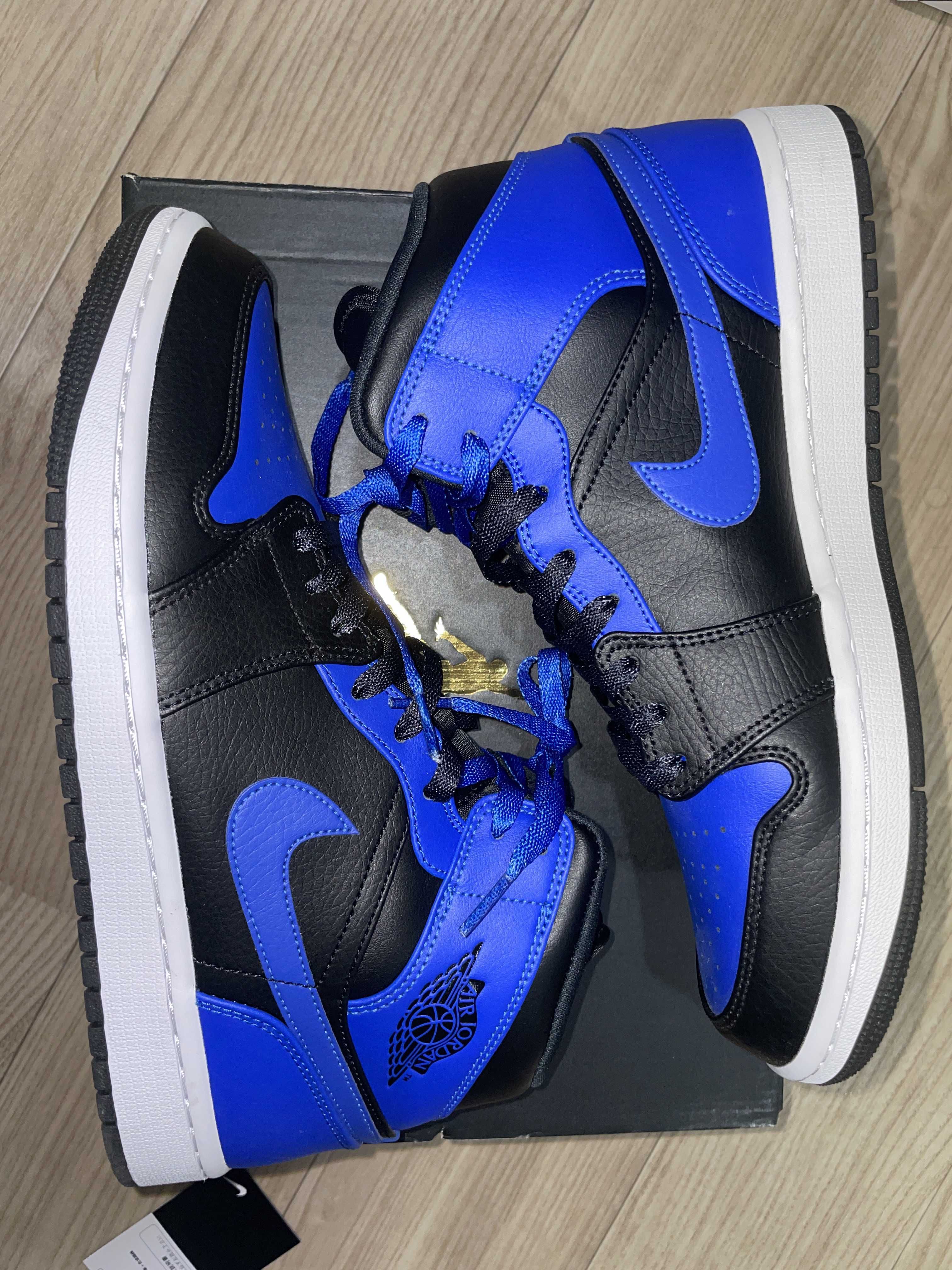 Nike Air Jordan 1 Mid "Hyper Royal"