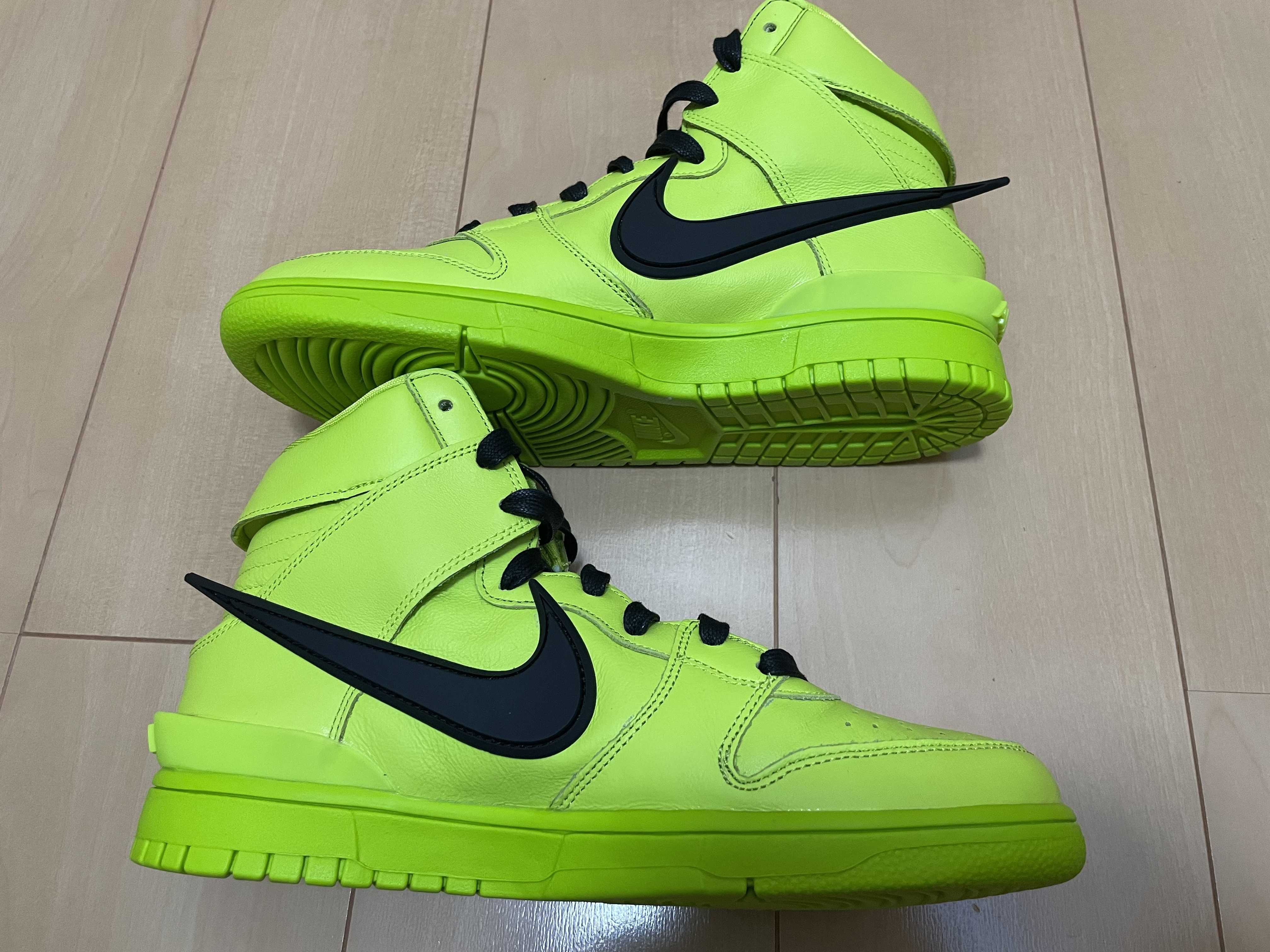 AMBUSH × NIKE DUNK HIGH "FLASH LIME"