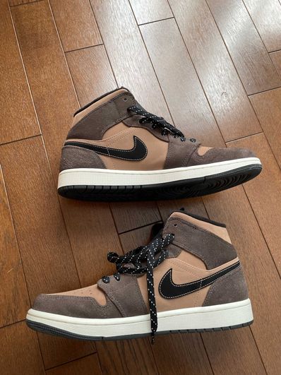 Nike Air Jordan 1 Mid SE "Dark Chocolate"