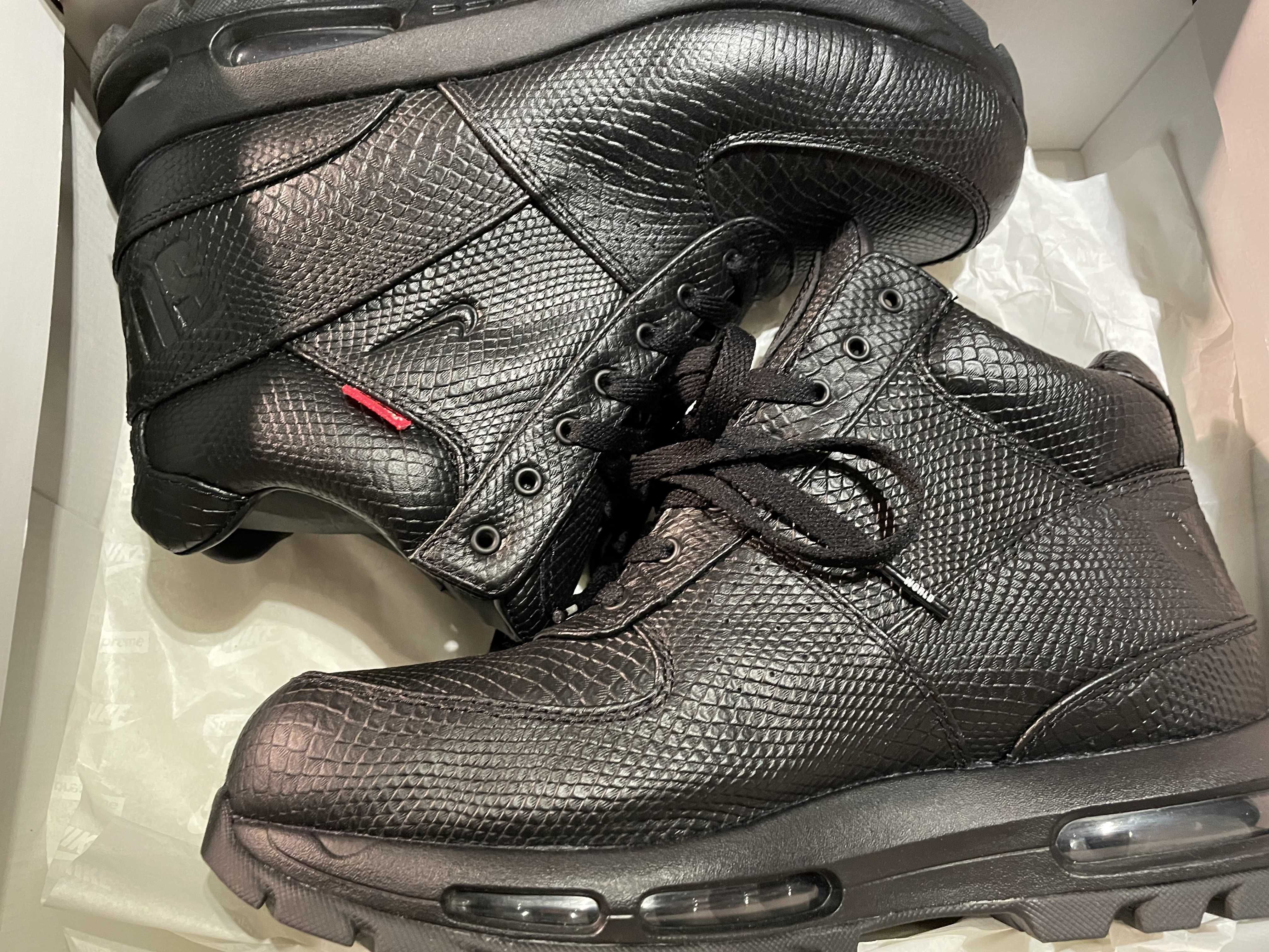 Supreme × Nike Air Max Goadome "Black"