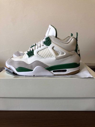 Nike SB × Air Jordan 4 Retro SP "Pine Green"