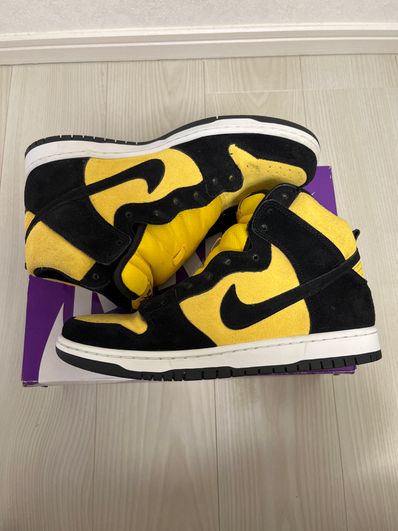 NIKE SB DUNK HIGH "MAIZE AND BLACK"