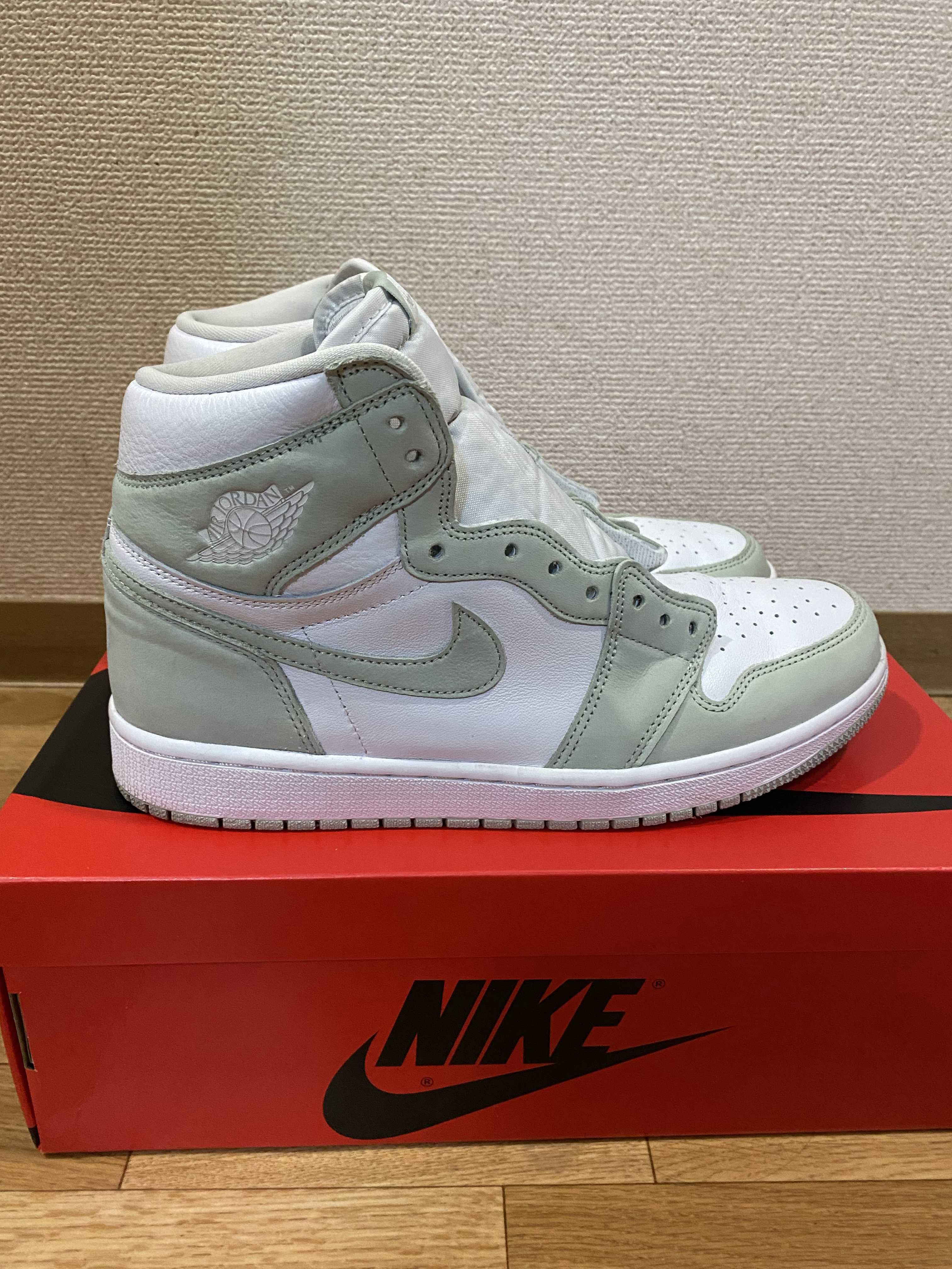 Nike Women's Air Jordan 1 High OG "Seafoam"