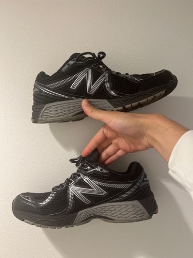 New Balance 860V2 "Black"