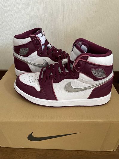 Nike Air Jordan 1 High OG "Bordeaux"