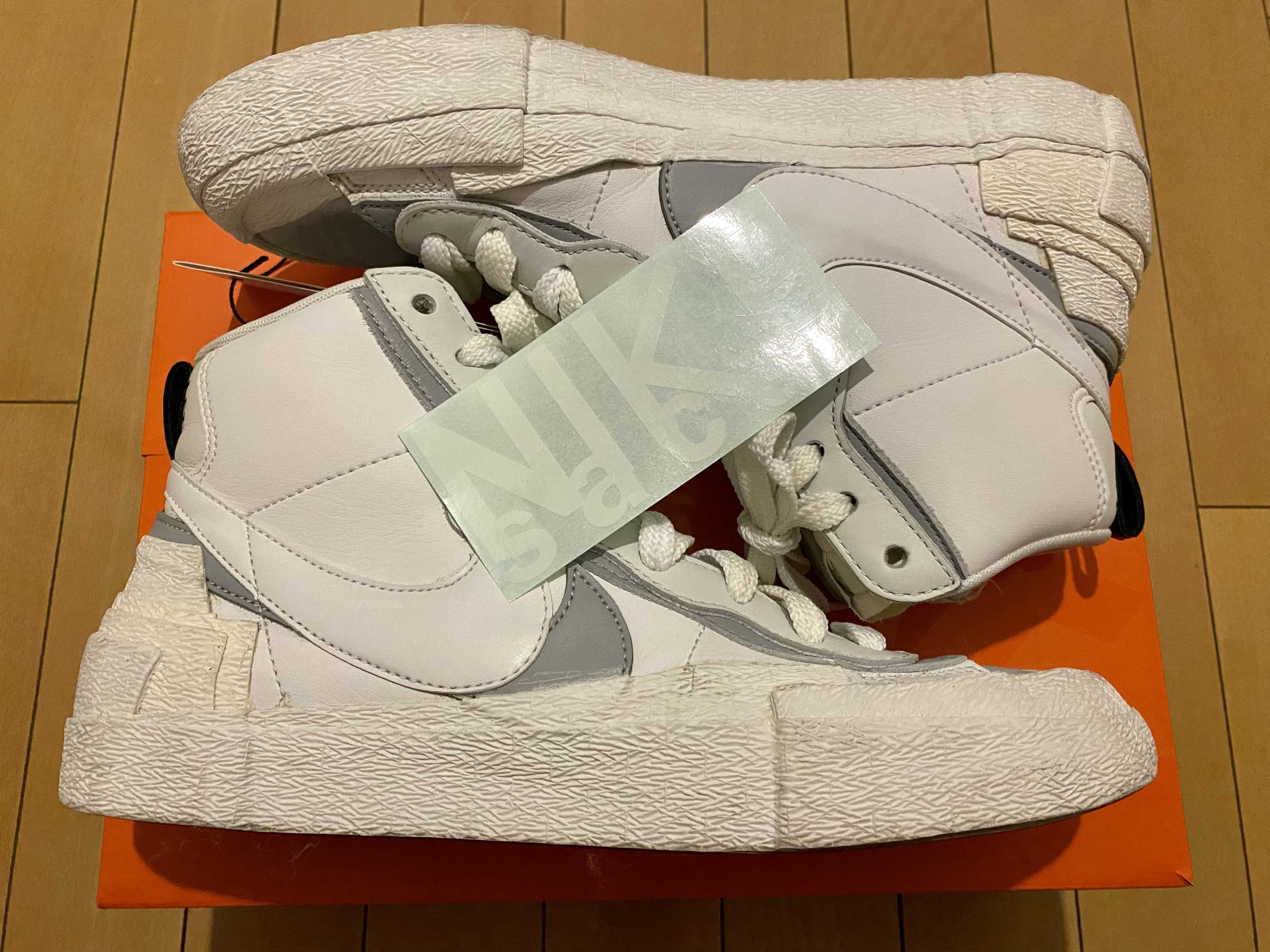 sacai × NIKE BLAZER MID "WHITE/WOLF GREY"