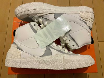 sacai × NIKE BLAZER MID "WHITE/WOLF GREY"