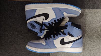 Nike Air Jordan 1 High OG "University Blue"
