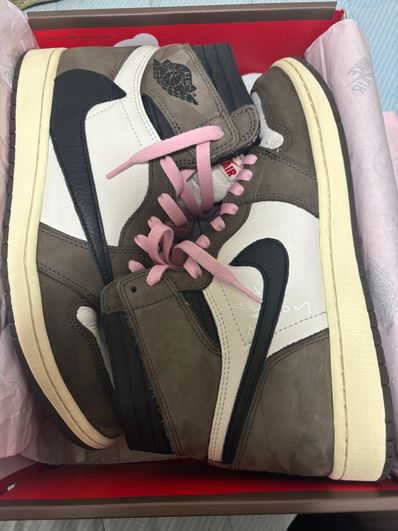Travis Scott × Nike Air Jordan 1 Retro High OG TS SP "Sail/Dark Mocha"