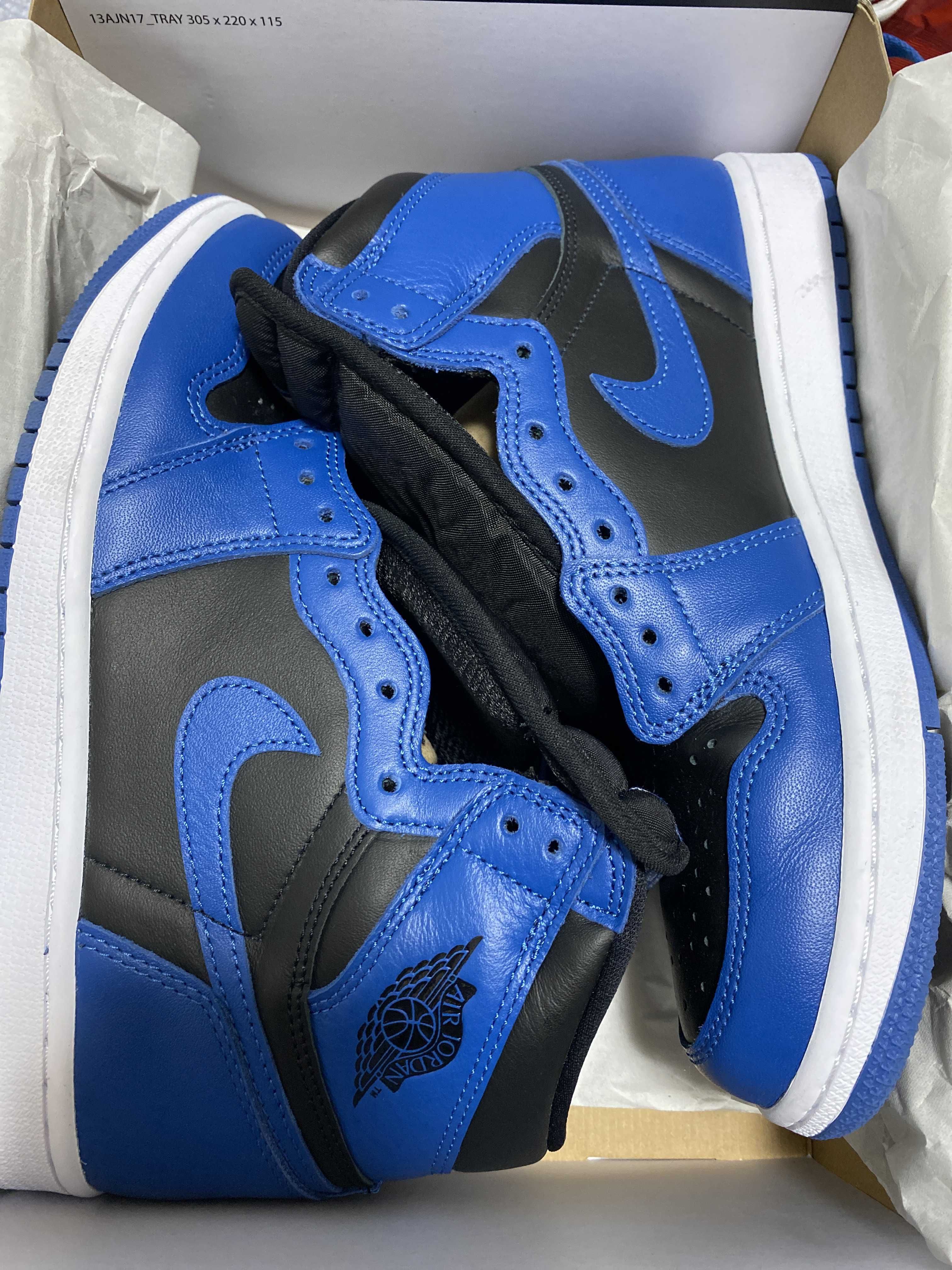 Nike Air Jordan 1 Retro High OG "Dark Marina Blue"