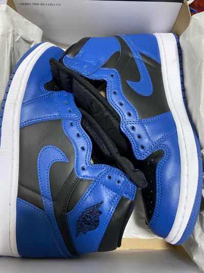 Nike Air Jordan 1 Retro High OG "Dark Marina Blue"
