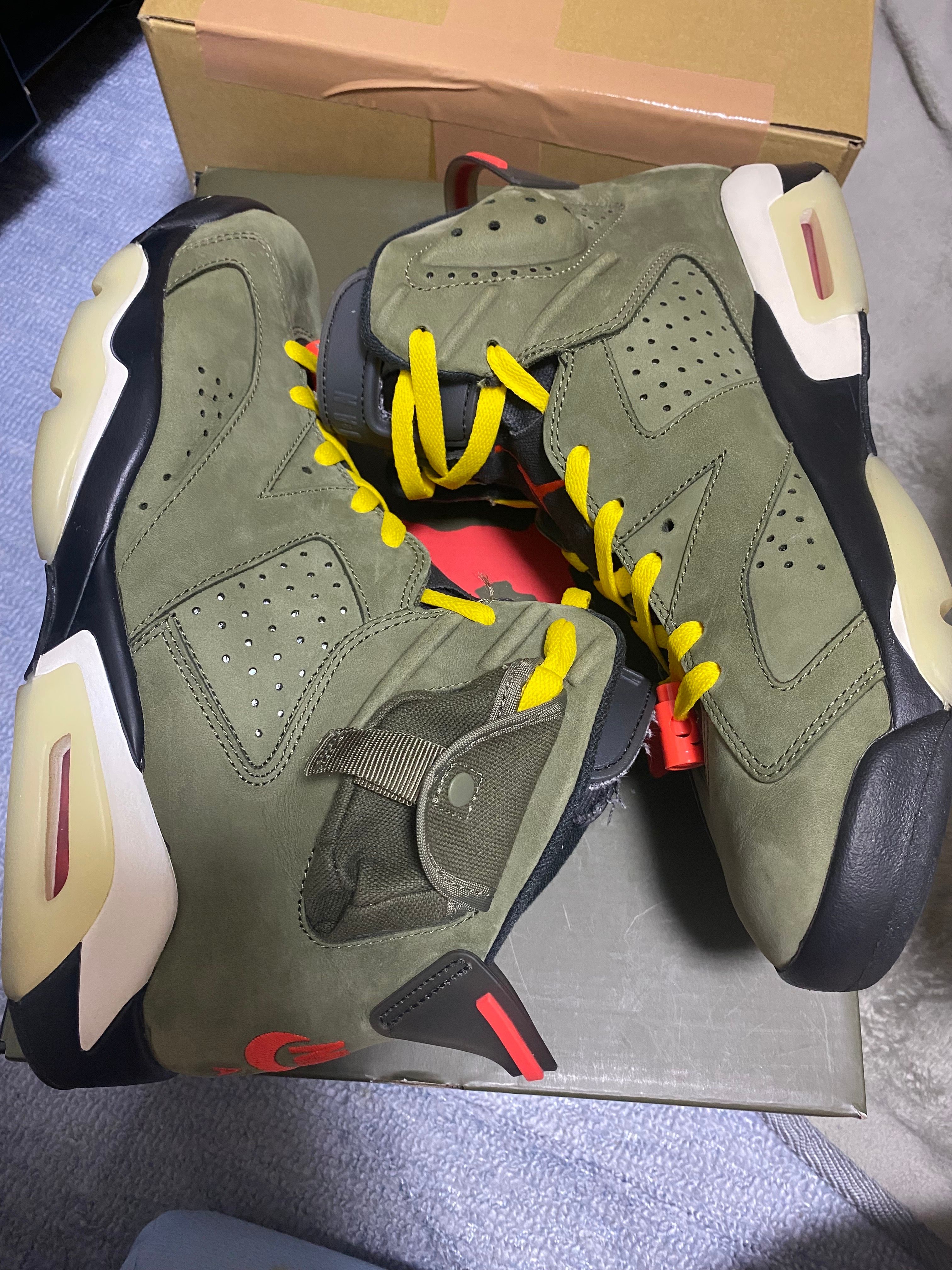 Travis Scott × Nike Air Jordan 6 Retro "Medium Olive"