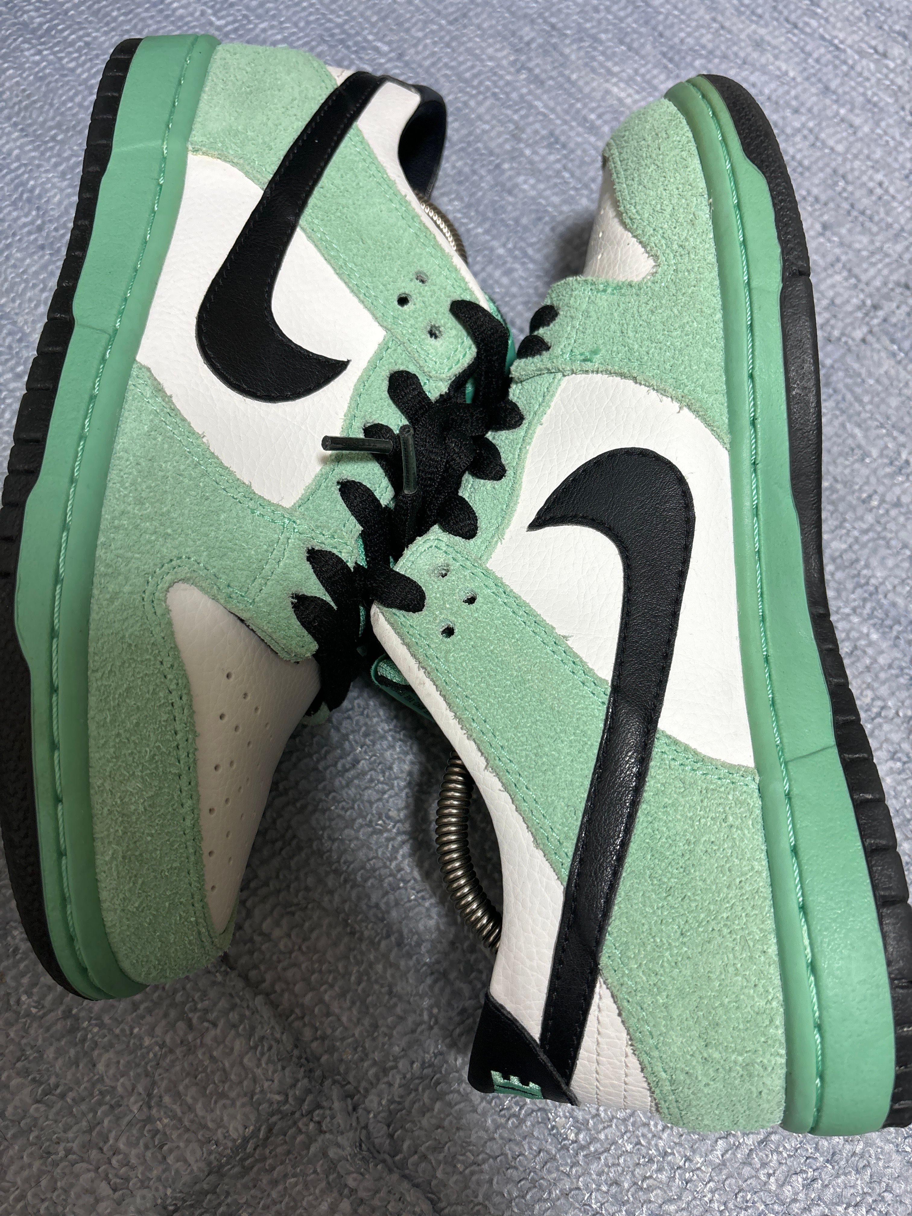 Nike SB Dunk Low Pro "Sea Crystal"