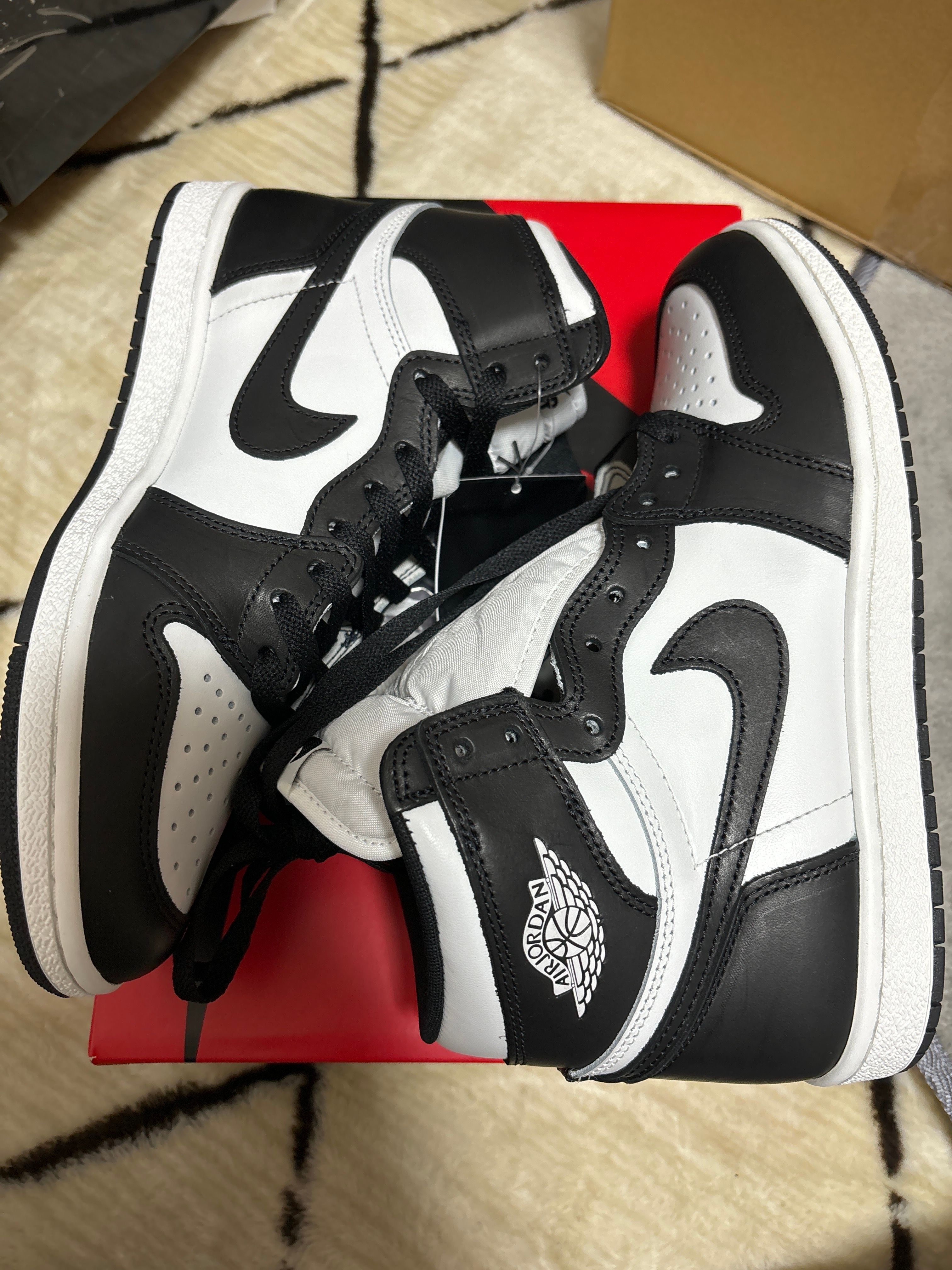 Nike Air Jordan 1 High '85 "Black/White"
