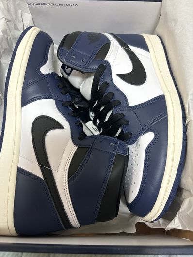 Nike Air Jordan 1 Retro High OG "Midnight Navy"