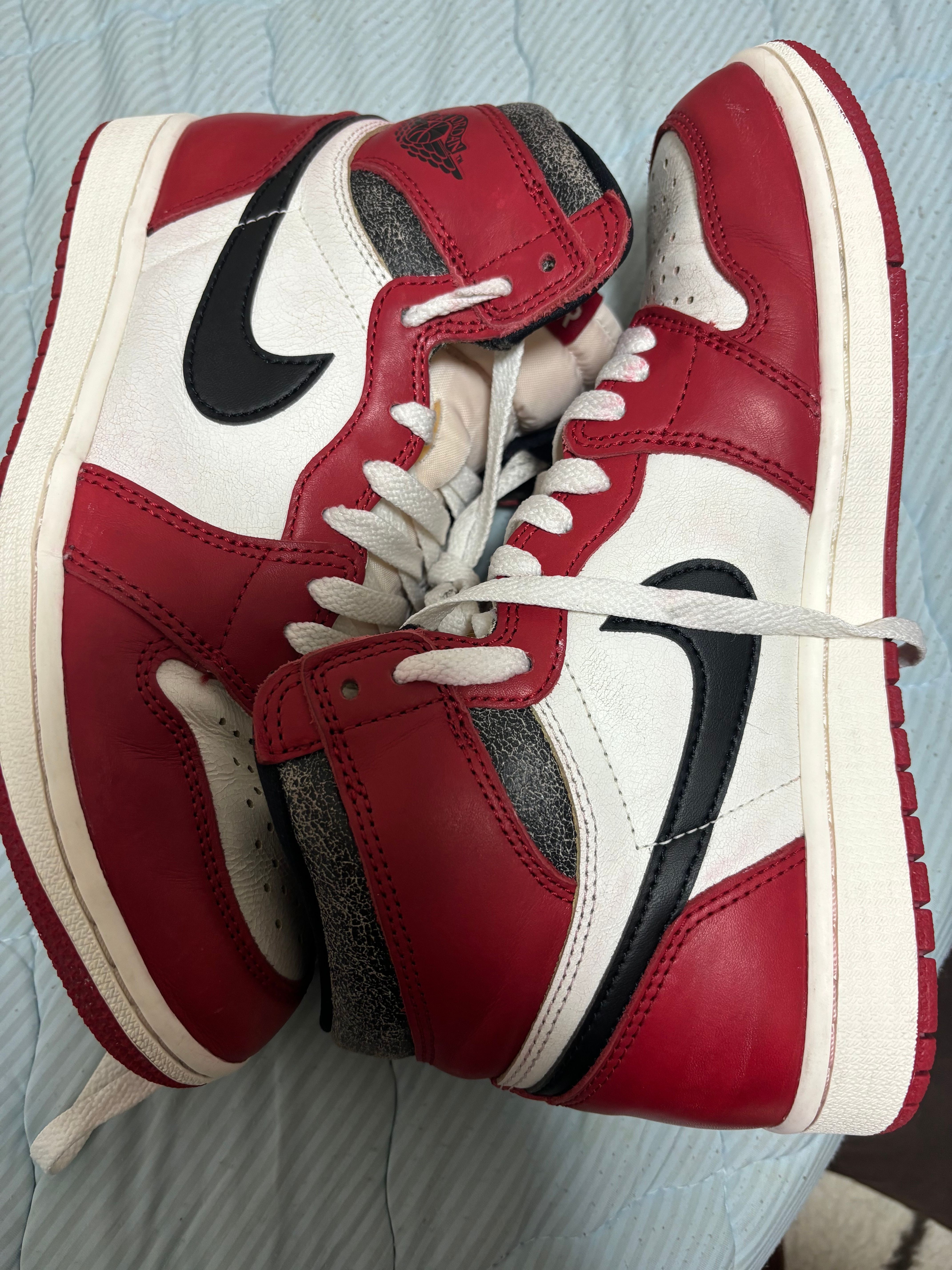 Nike Air Jordan 1 High OG "Lost & Found/Chicago"