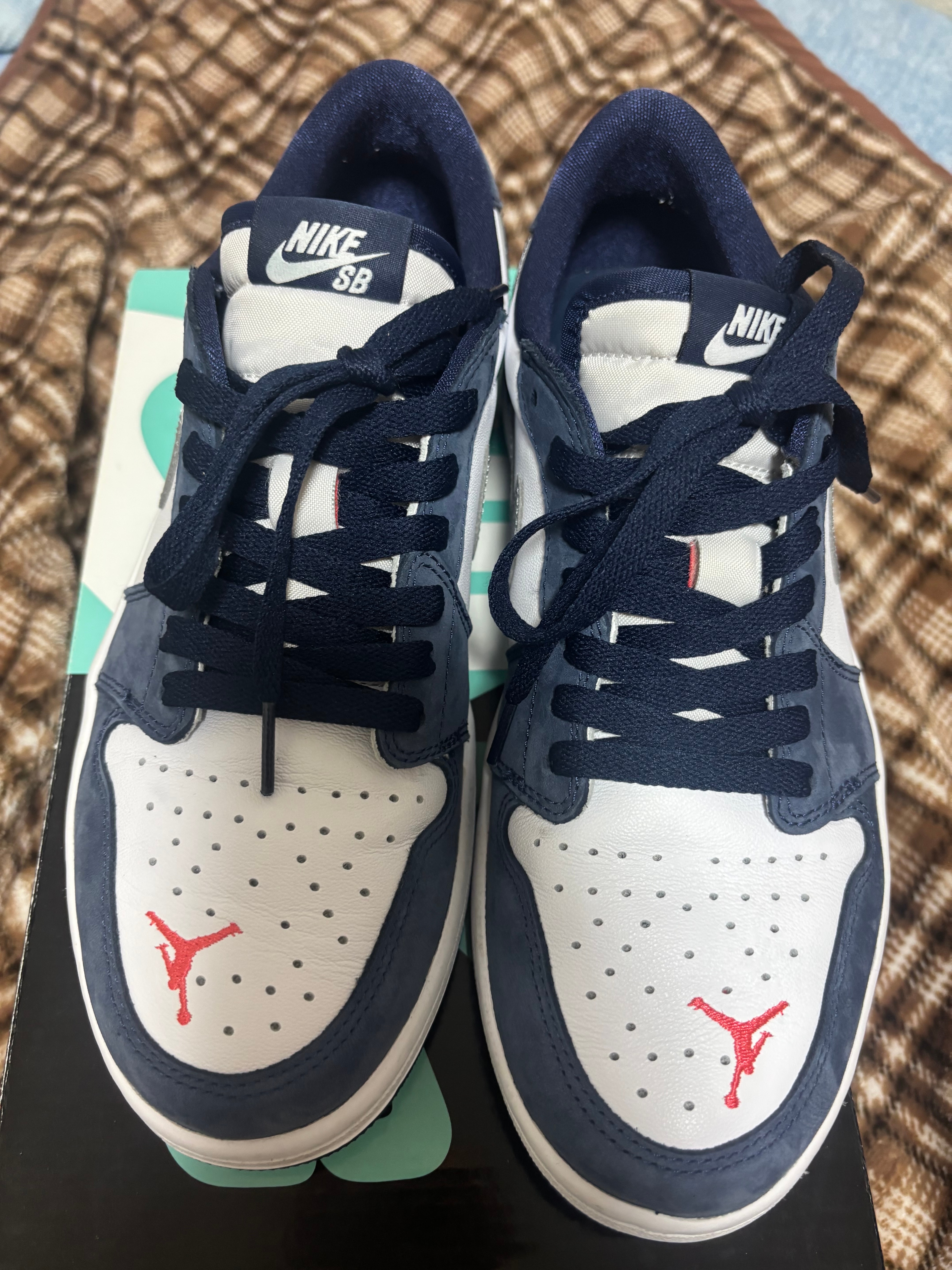 ナイキ SB エアジョーダン1 ロー "ミッドナイトネイビー"