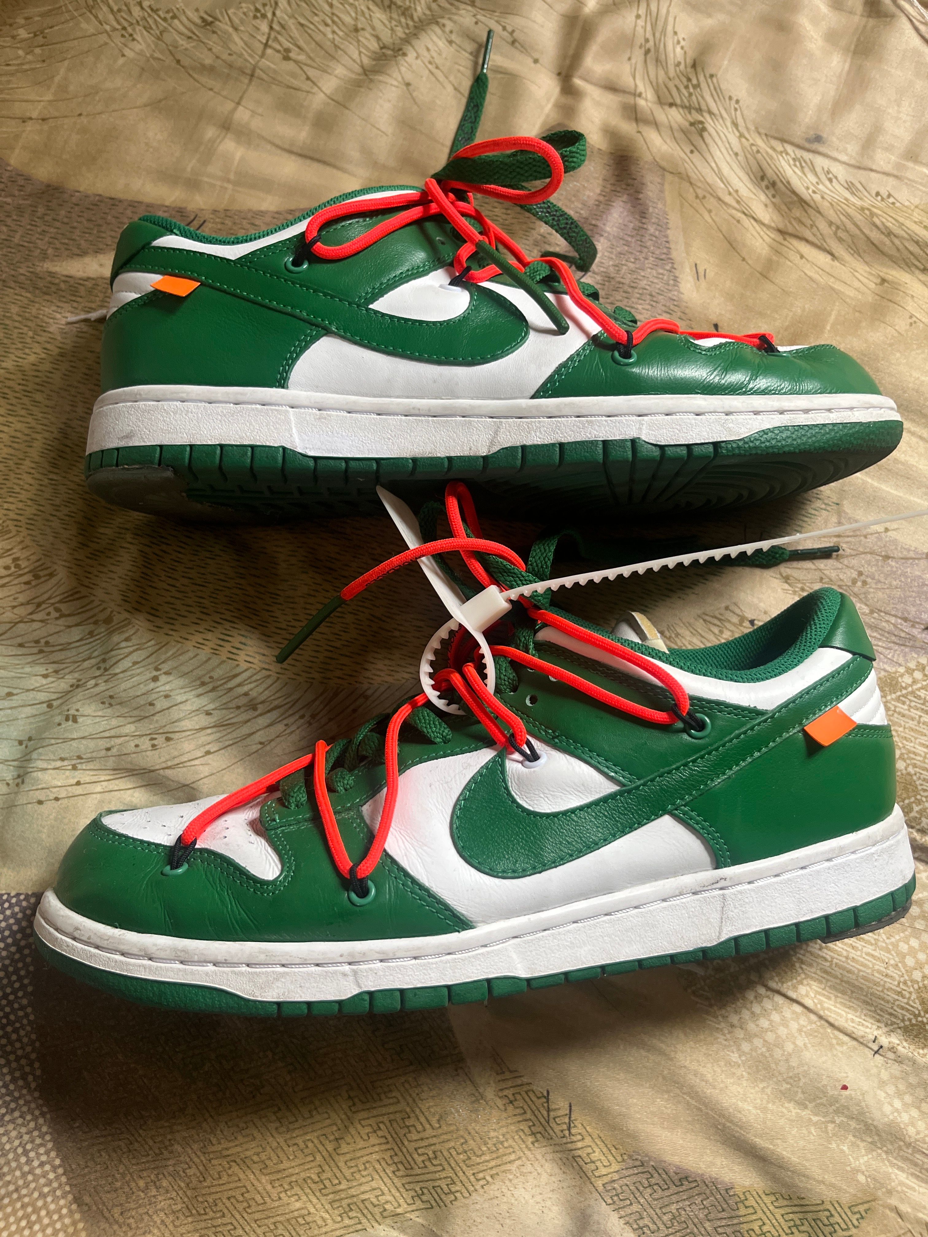 Off-White × Nike Dunk Low "White/Pine Green"