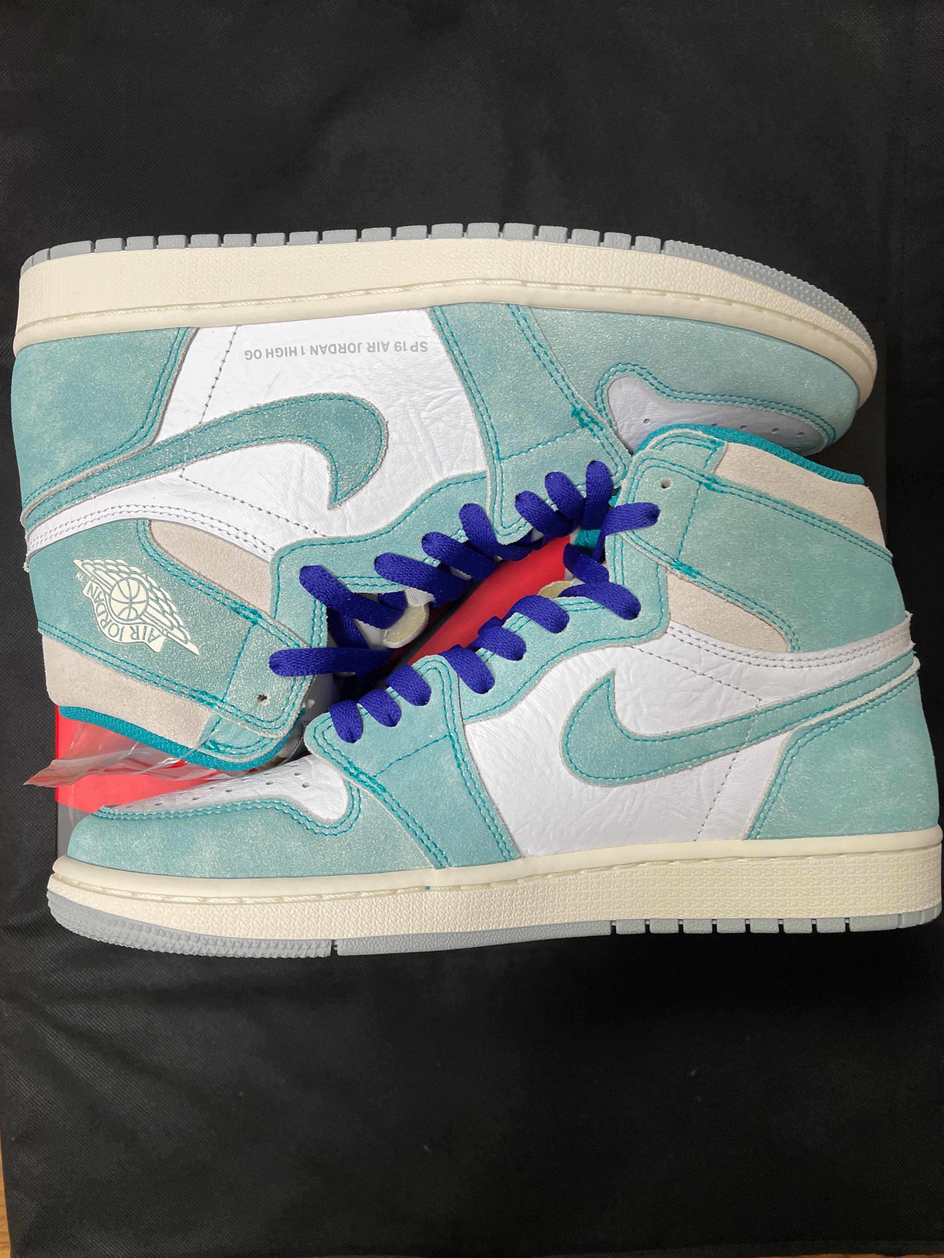 Nike Air Jordan 1 Retro High OG "Turbo Green"