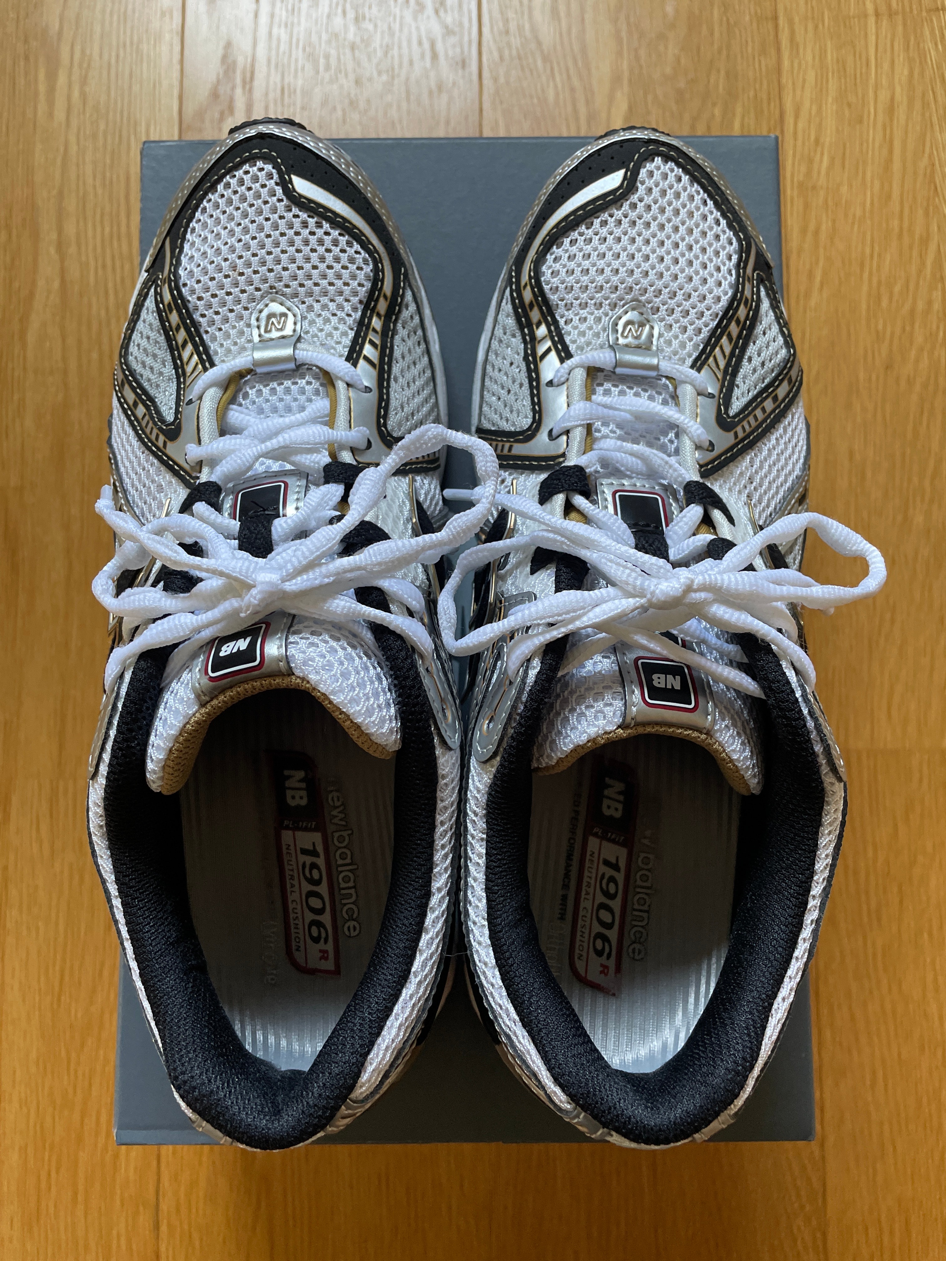 New Balance 1906R "Silver"