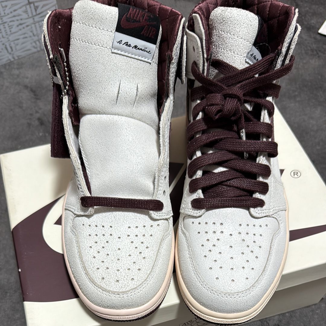 A Ma Maniere × Nike Air Jordan 1 Retro High OG "Sail and Burgundy"