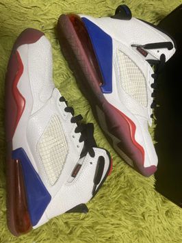 NIKE AIR JORDAN MARS 270