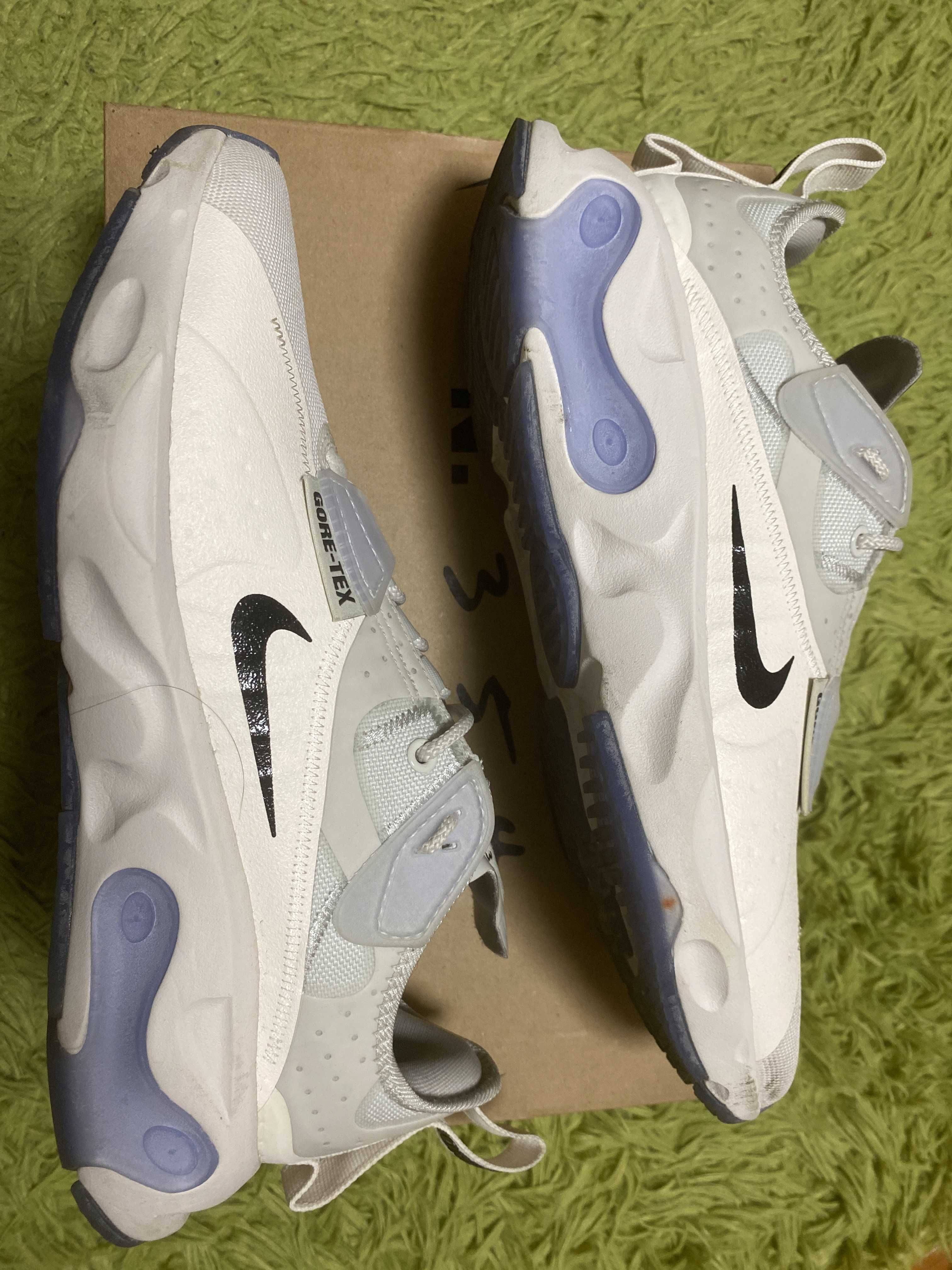 Nike React GORE-TEX "Phantom/Bone"