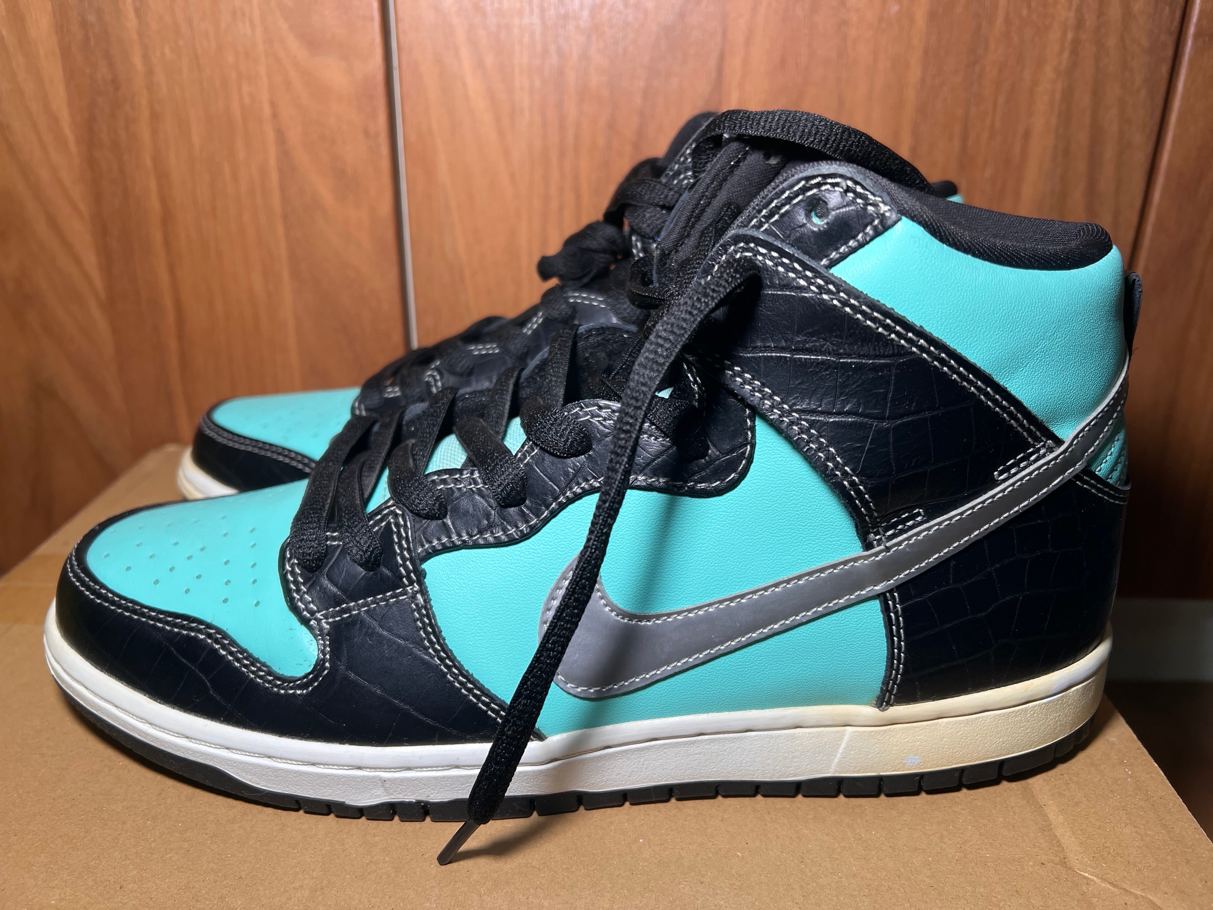Diamond Supply × Nike SB Dunk High 