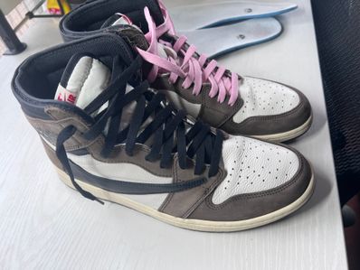 Travis Scott × Nike Air Jordan 1 Retro High OG TS SP "Sail/Dark Mocha"