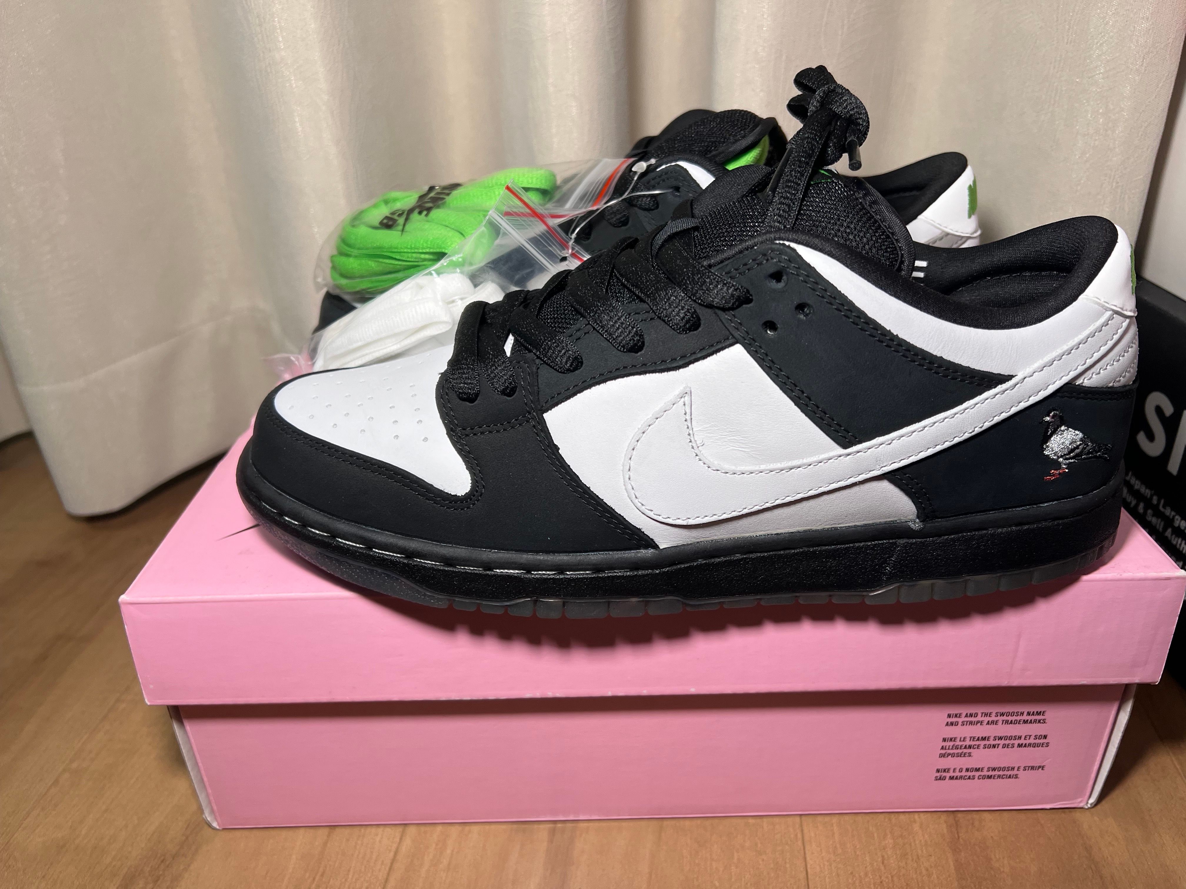 STAPLE × Nike SB Dunk Low "Pigeon Black/White"