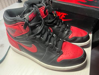 Nike Air Jordan 1 Retro High OG "Bred/Banned" (2016)