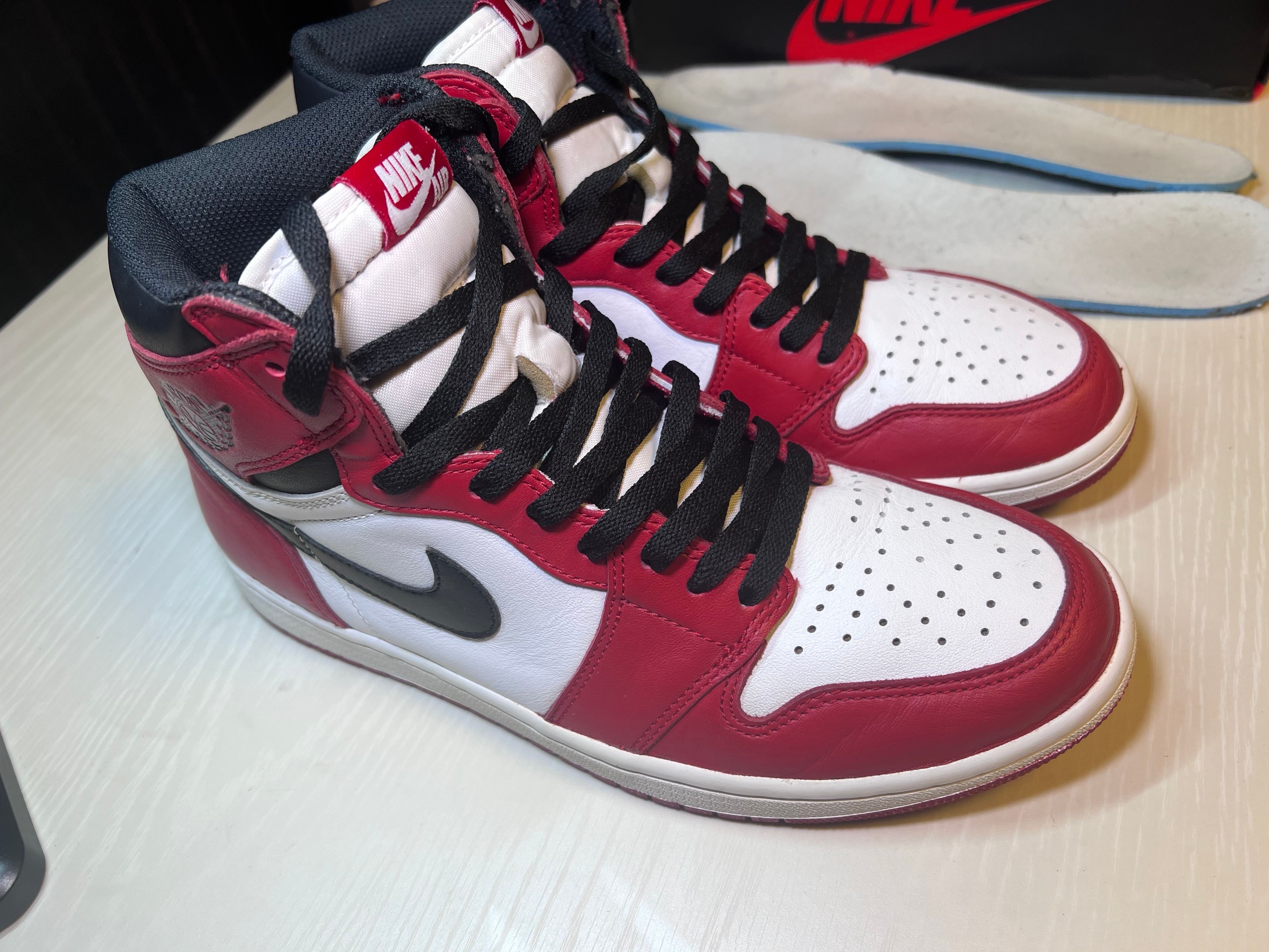 Nike Air Jordan 1 Retro High "Chicago" (2015)