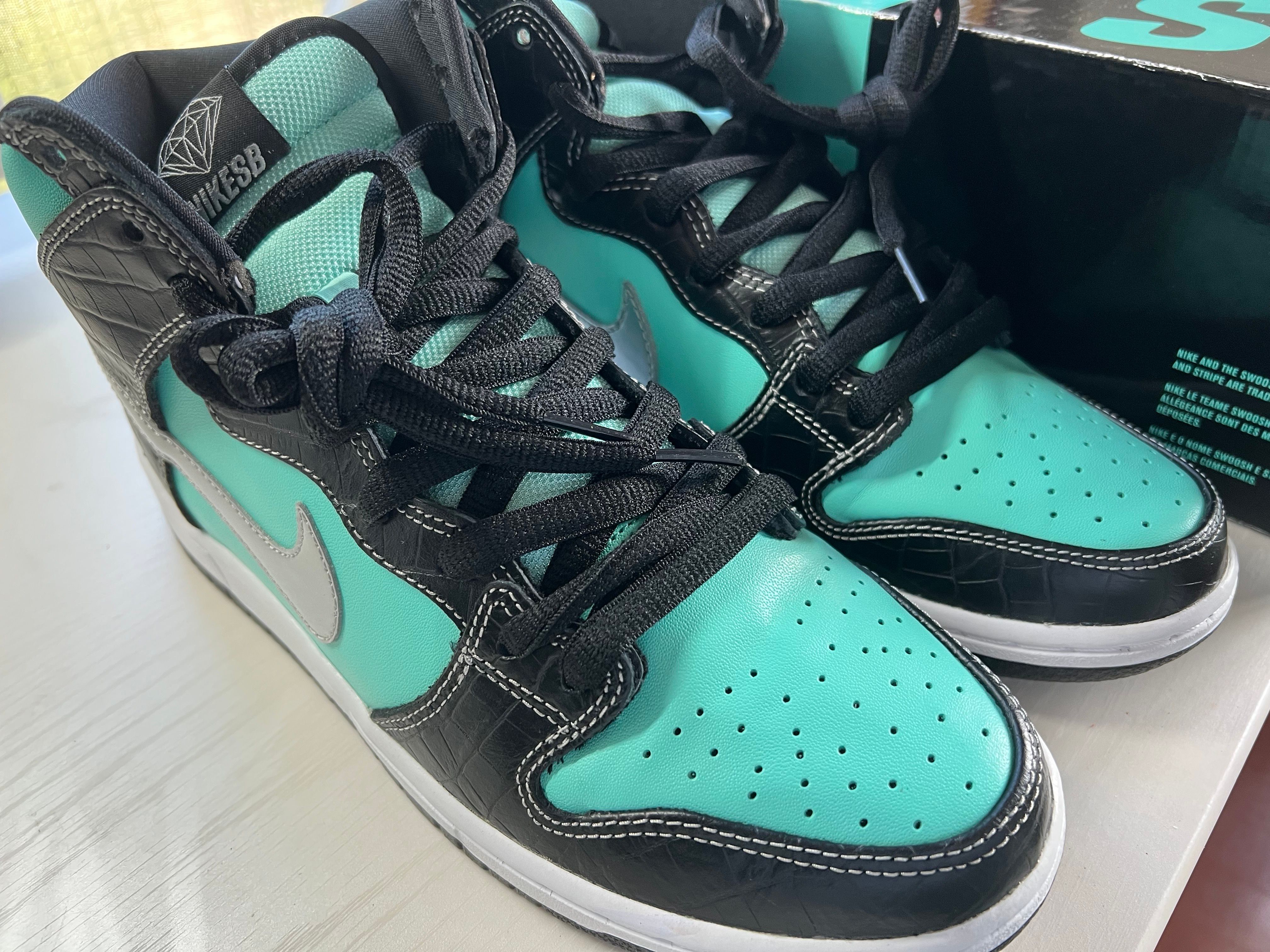 Diamond Supply × Nike SB Dunk High "Tiffany"