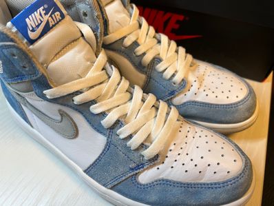 Nike Air Jordan 1 High OG "Hyper Royal"