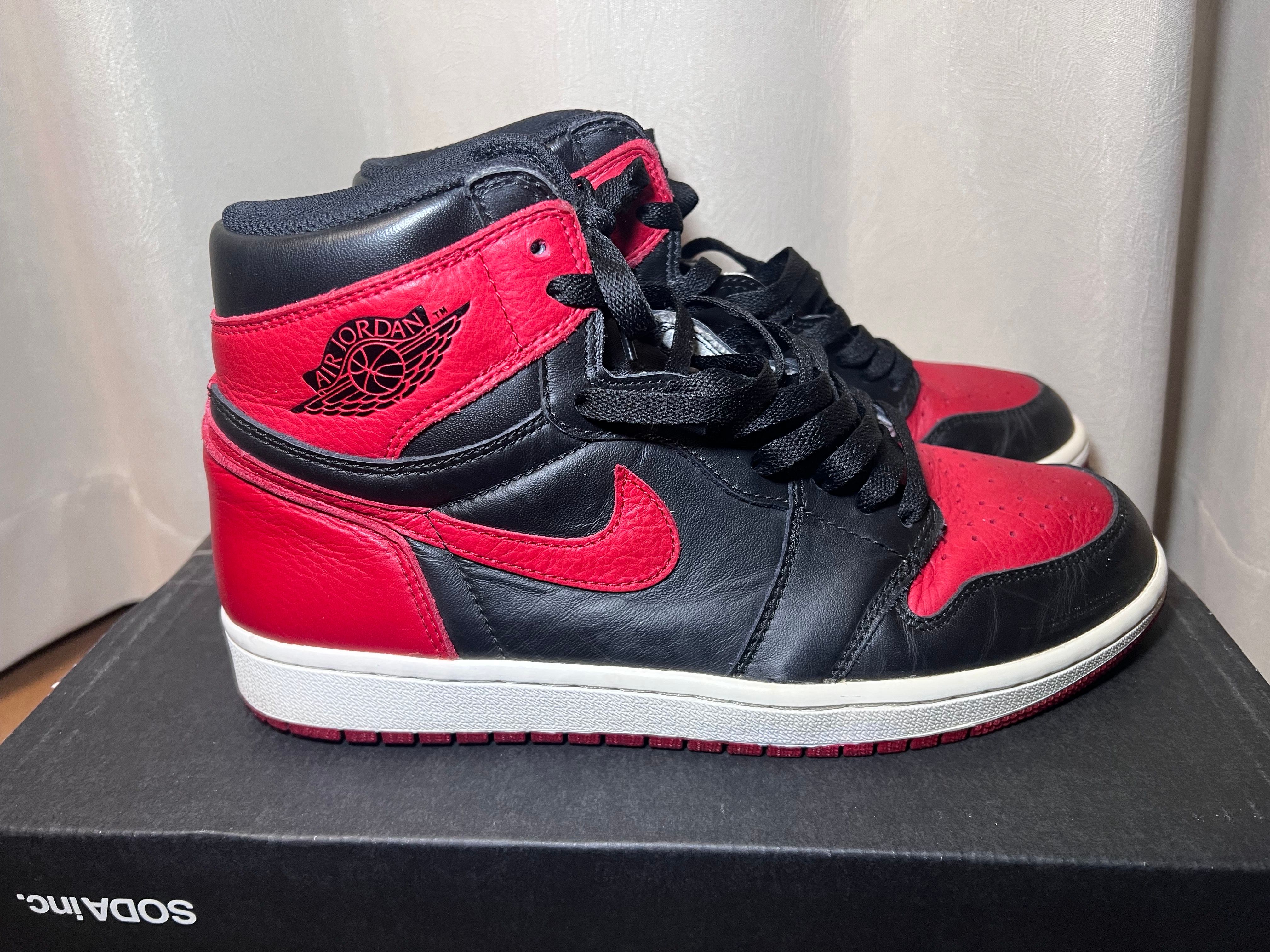 Nike Air Jordan 1 Retro High OG "Bred/Banned" (2016)