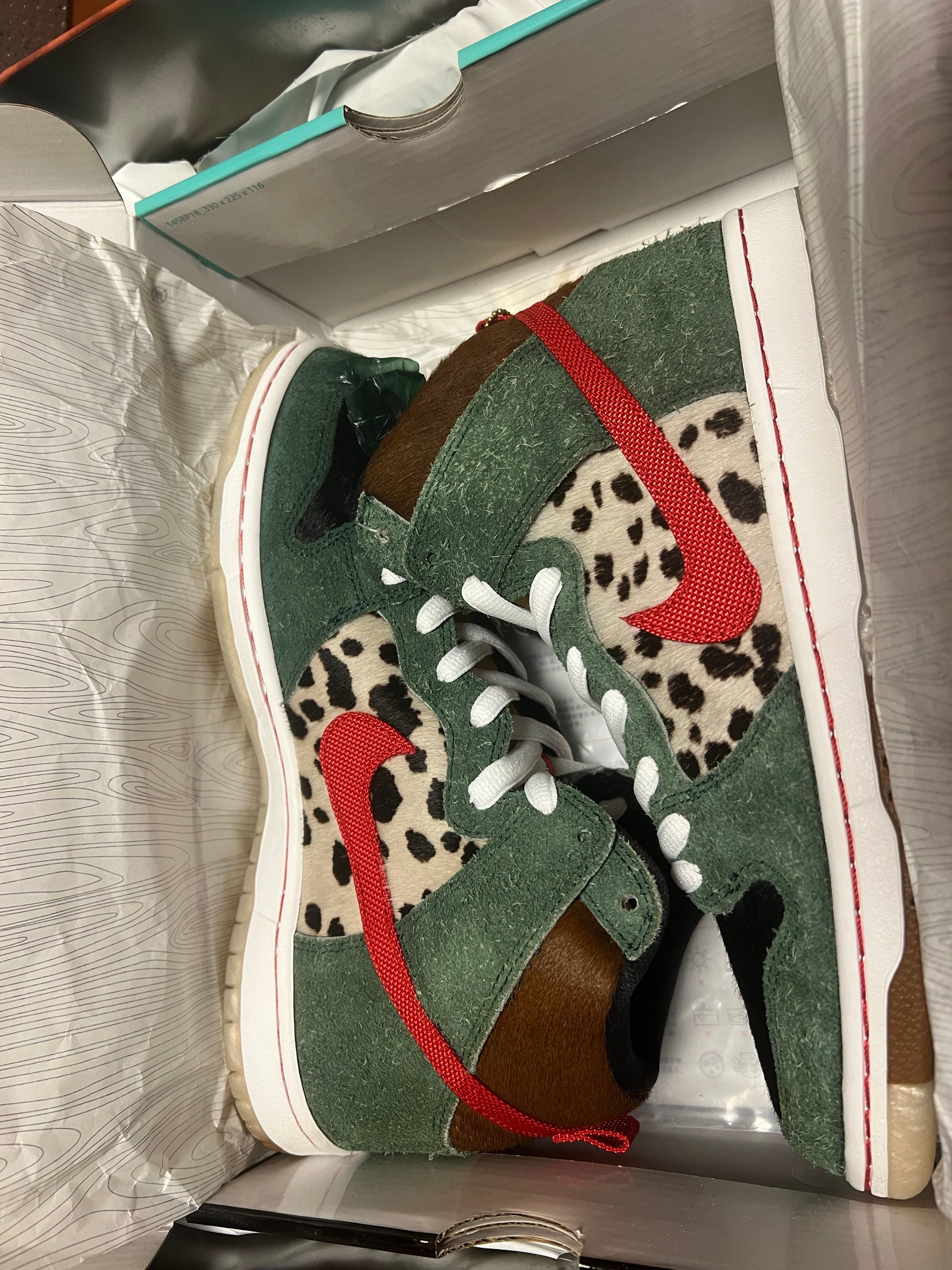 Nike SB Dunk High Pro QS "Dog Walker" (Special Box)