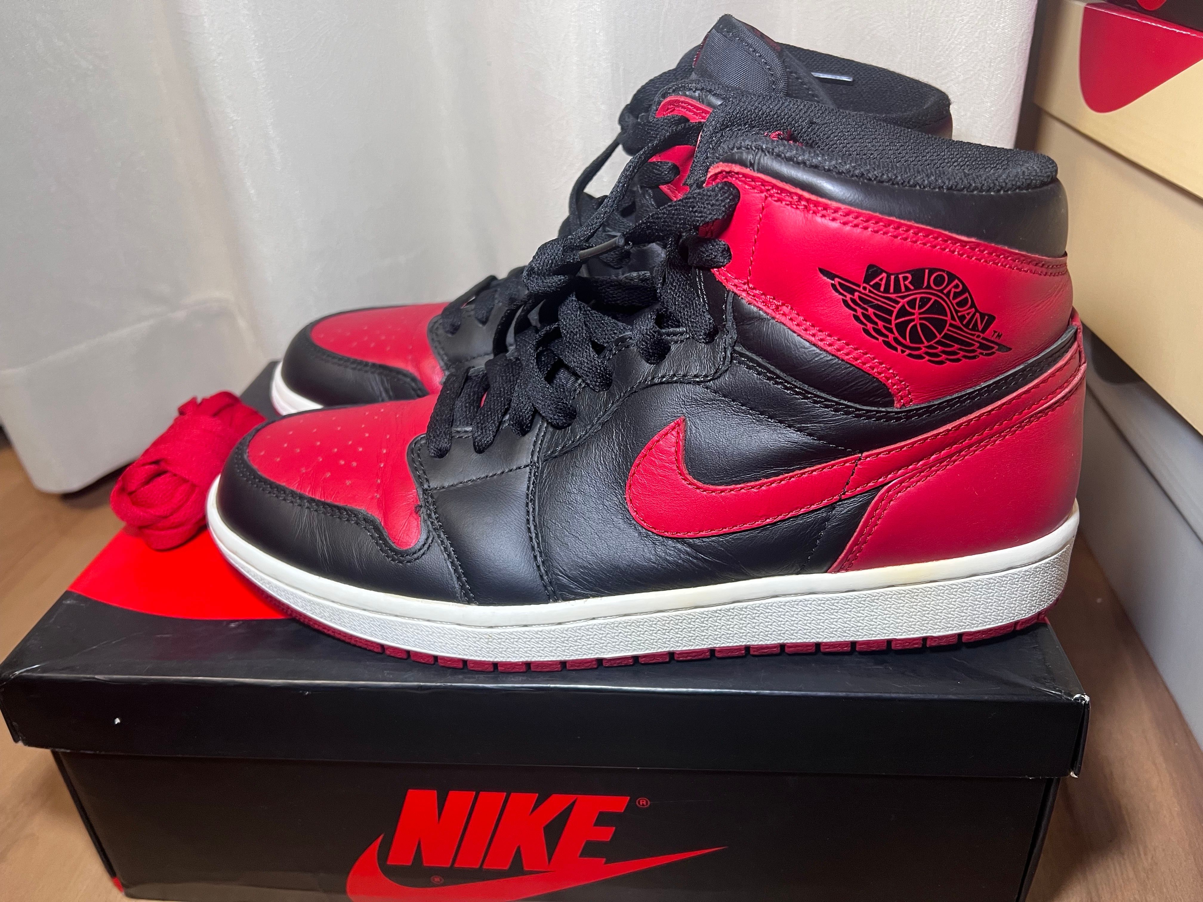 Nike Air Jordan 1 Retro High OG "Bred" (2013)