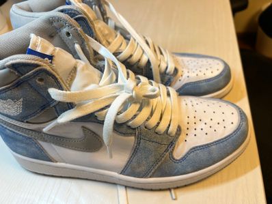 Nike Air Jordan 1 High OG "Hyper Royal"