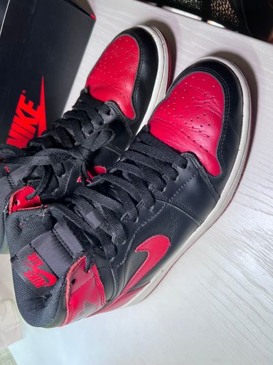 Nike Air Jordan 1 Retro High OG "Bred" (2013)
