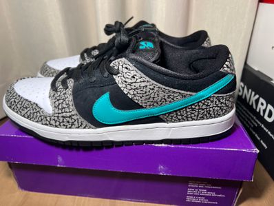 Nike SB Dunk Low "Elephant/Safari"