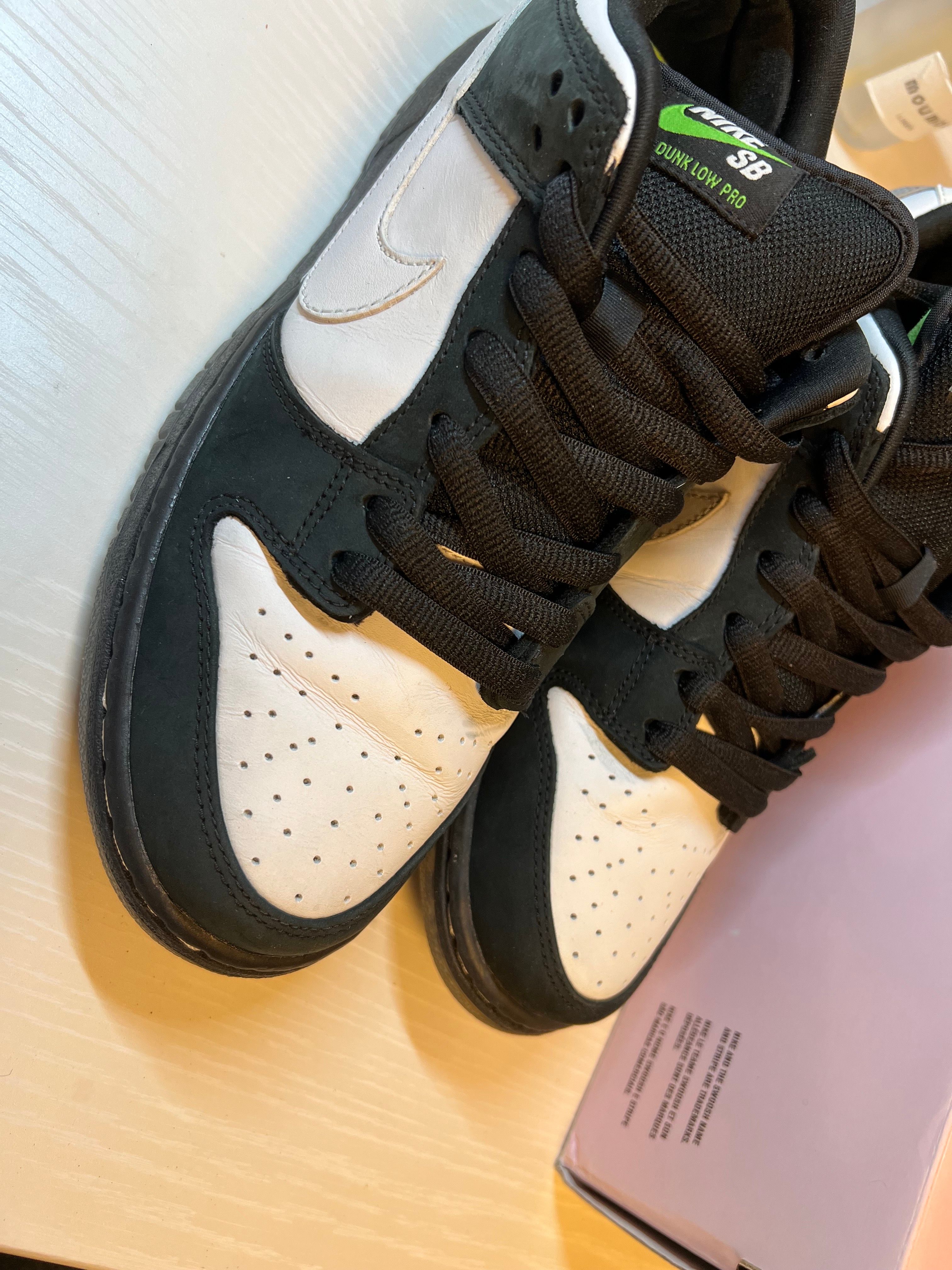 STAPLE × Nike SB Dunk Low "Pigeon Black/White"