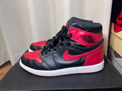 Nike Air Jordan 1 Retro High OG "Bred/Banned" (2016)