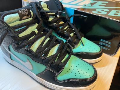 Diamond Supply × Nike SB Dunk High "Tiffany"